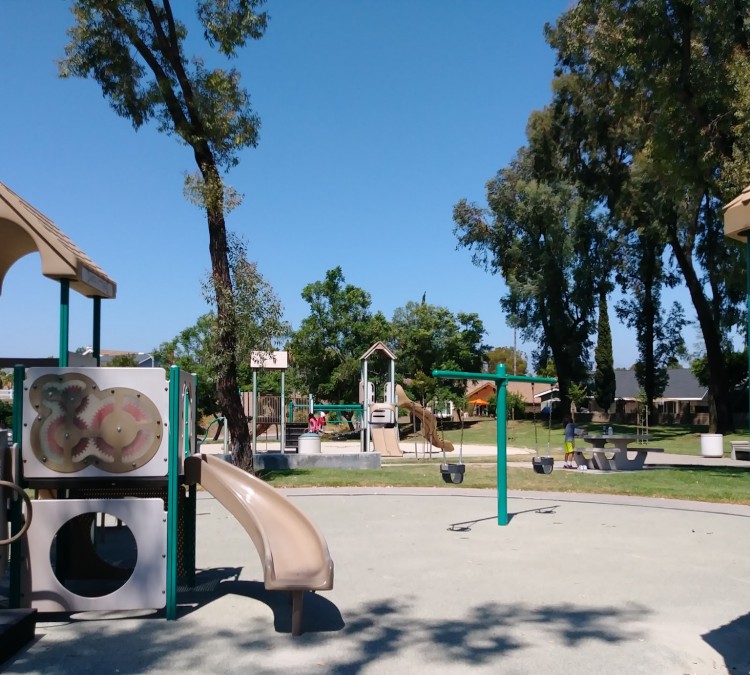 Santa Vittoria Park (Laguna&nbspHills,&nbspCA)
